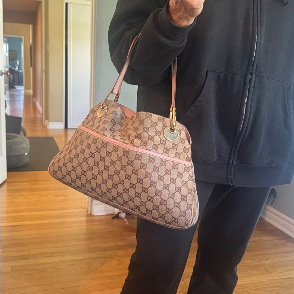 Gucci Beige and Pink Shoulder Bag - Picture 5 of 5
